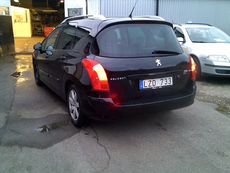 Peugeot 308 2011, bild 2/2