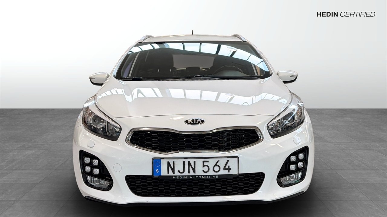 Kia Ceed 1.6 CRDi 136 GT Line 2016, bild 2/10