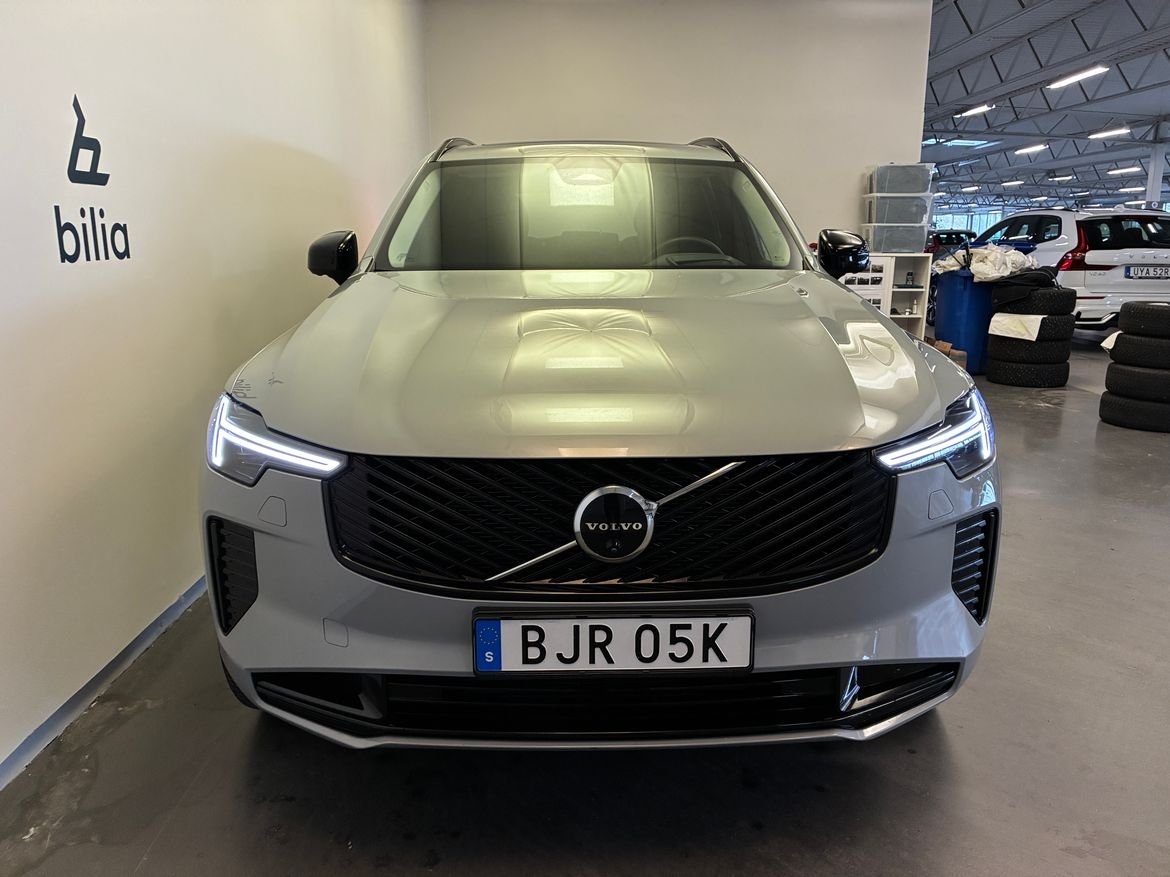 Volvo XC90 T8 Ultra Dark 2026, bild 2/10
