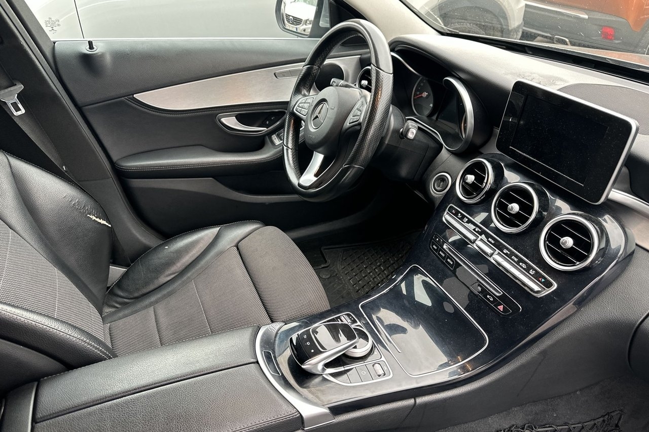 Mercedes-Benz C Avantgarde 2016, bild 7/10