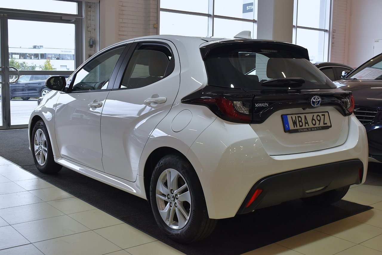 Toyota Yaris 1.5 Hybrid 116 Active 2024, bild 3/10