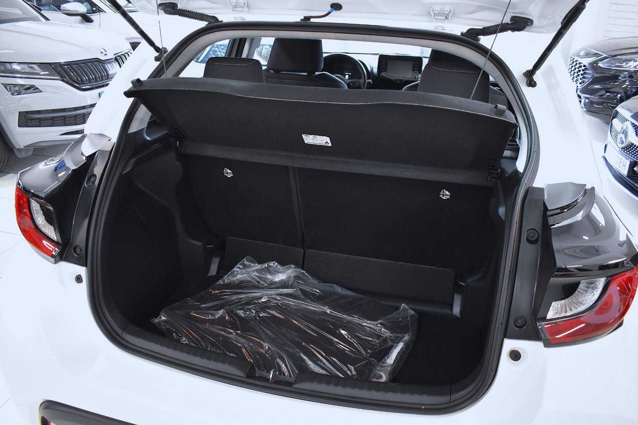 Toyota Yaris 1.5 Hybrid 116 Active 2024, bild 5/10