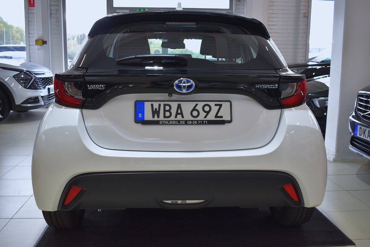 Toyota Yaris 1.5 Hybrid 116 Active 2024, bild 4/10
