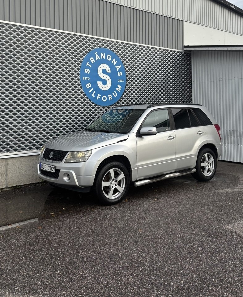 Suzuki Grand Vitara 2.4 2012, kuva 2/10