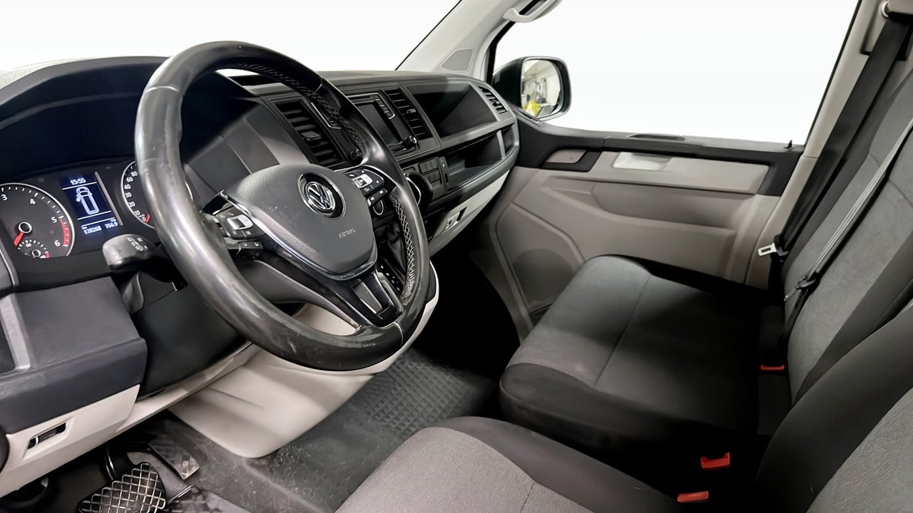 Volkswagen Transporter 2.0 TDI SCR 2019, photo 7/10