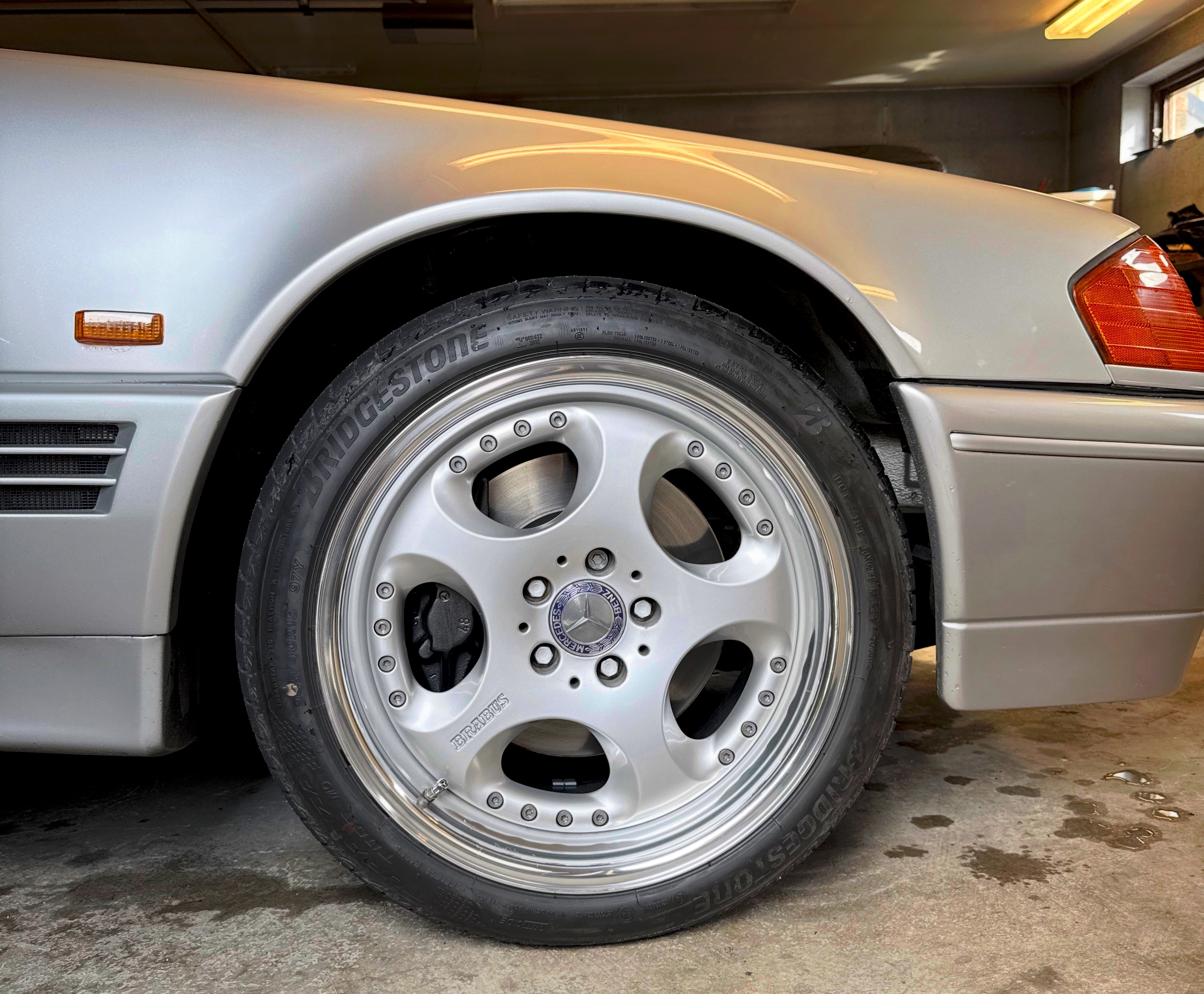 Mercedes-Benz SL 600 1993, photo 6/8