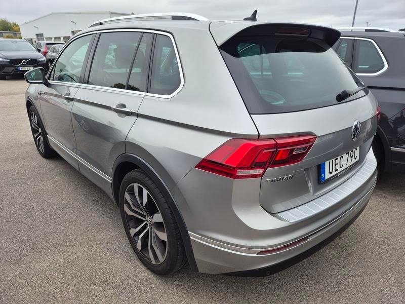 Volkswagen Tiguan 2.0 TSI R-Line 2020, bild 4/5