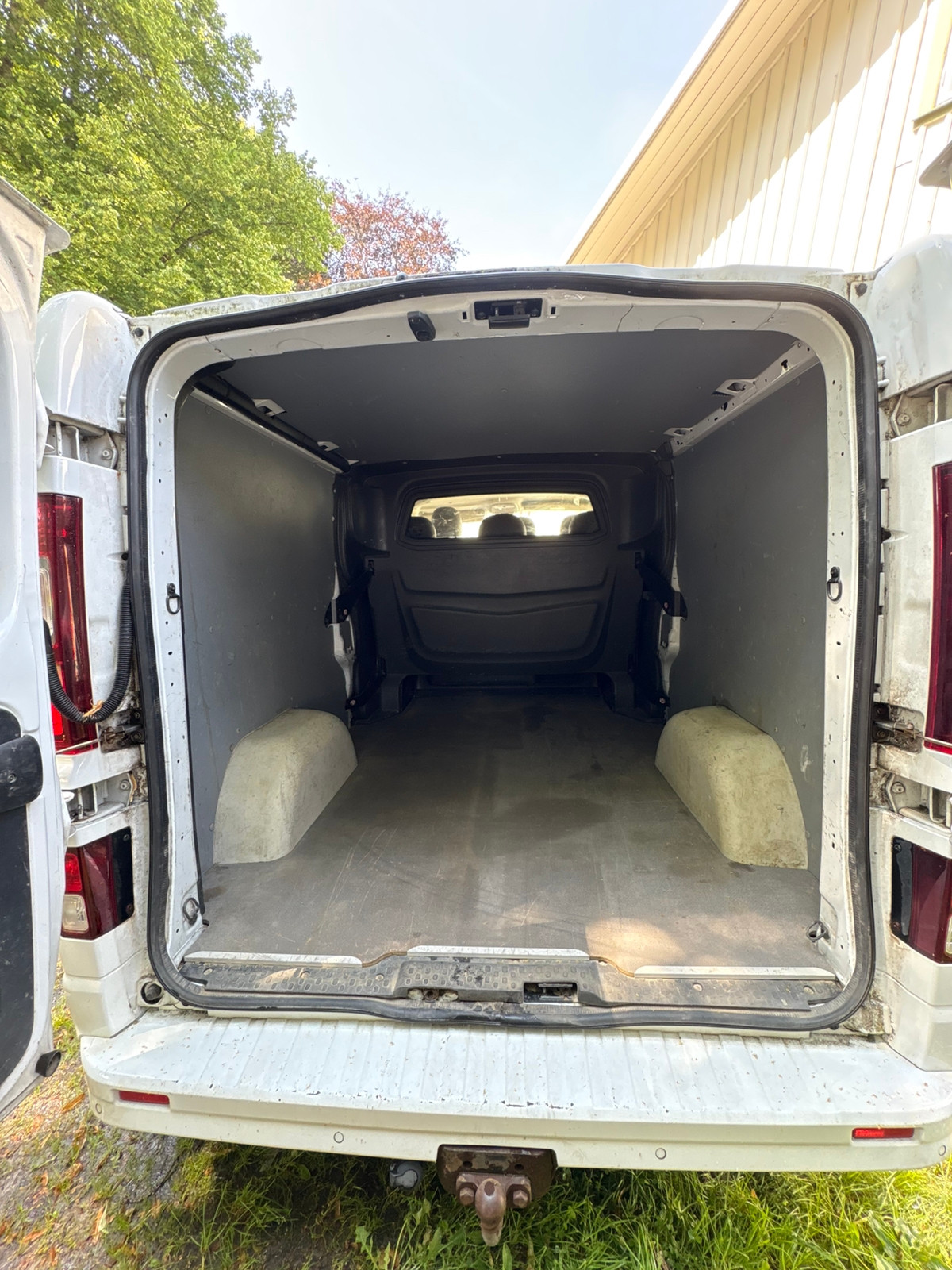 Opel Vivaro 1.6 BiTurbo CDTI 2017, photo 6/7