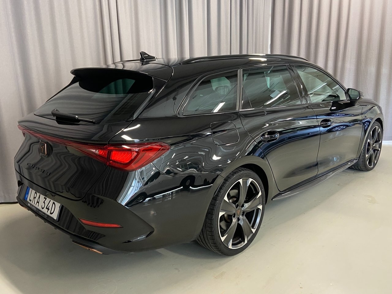 Cupra Leon 1.4 e-HYBRID VZ 2024, bild 5/10