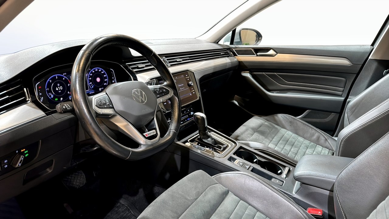 Volkswagen Passat 2.0 TDI SCR 2024, bild 7/10