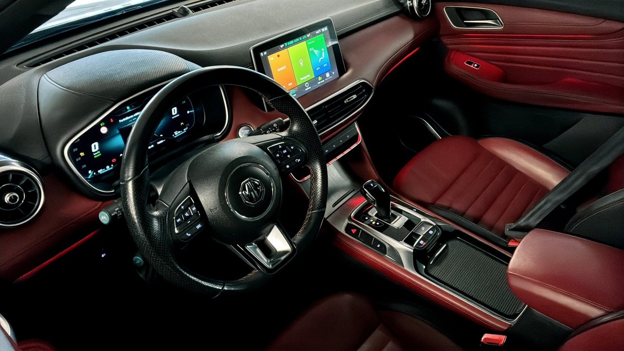 MG EHS Luxury 2021, bild 3/10