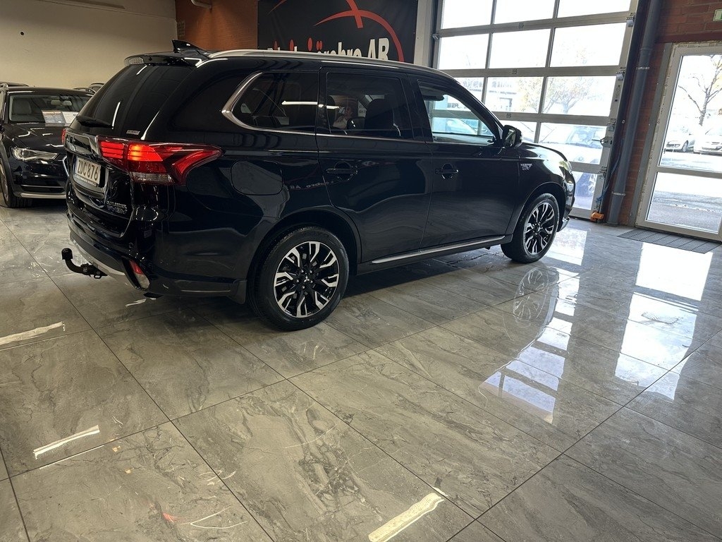 Mitsubishi Outlander Comfort 2018, bild 5/10