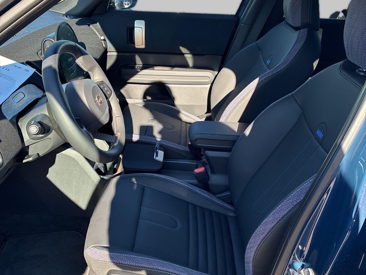 MINI Countryman E Classic Trim 2026, bild 6/16