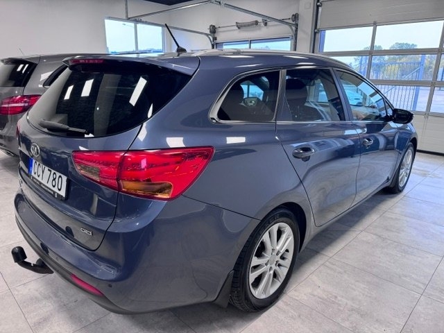 Kia Ceed 1.6 CRDi 128 2014, bild 4/10