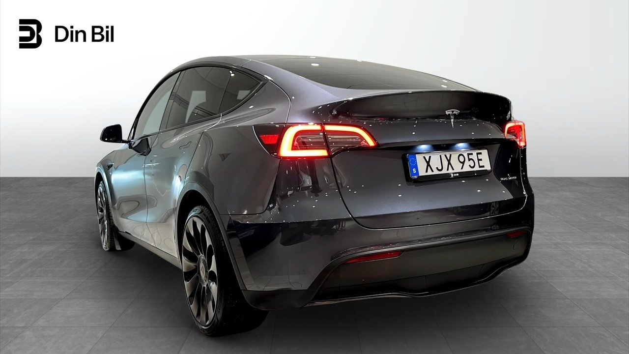 Tesla Model Y 2023, bild 3/10