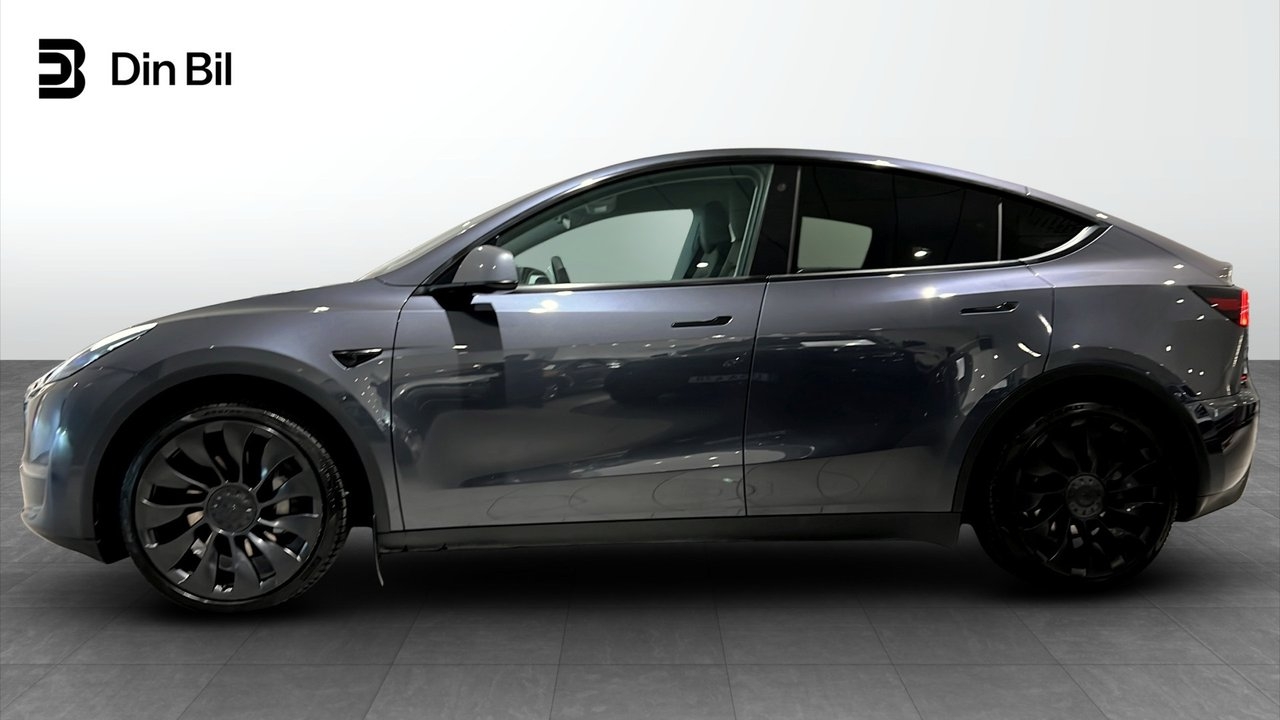 Tesla Model Y 2023, bild 2/10