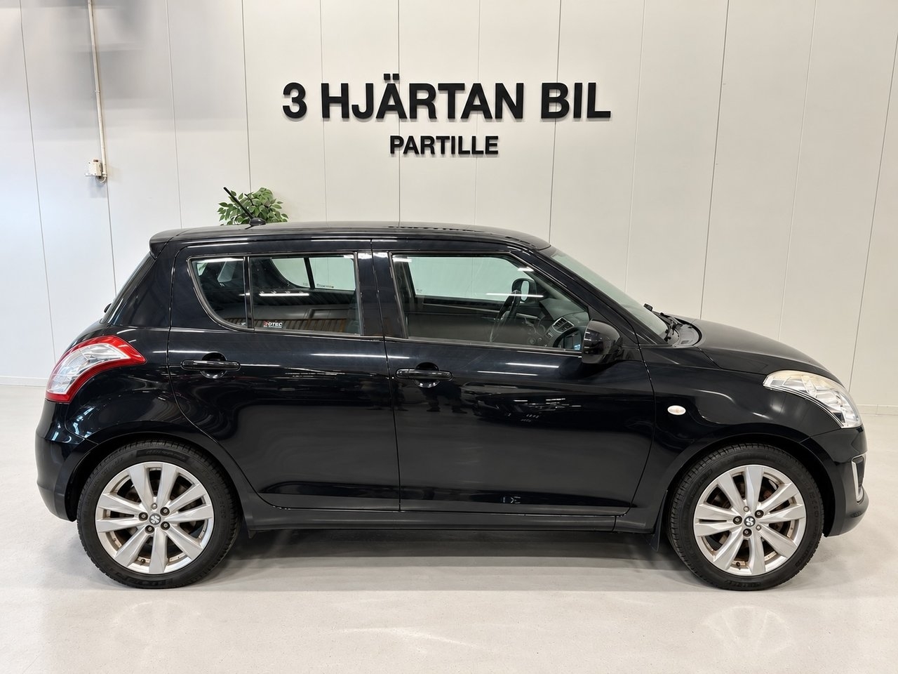 Suzuki Swift 1.2 2013, kuva 5/10