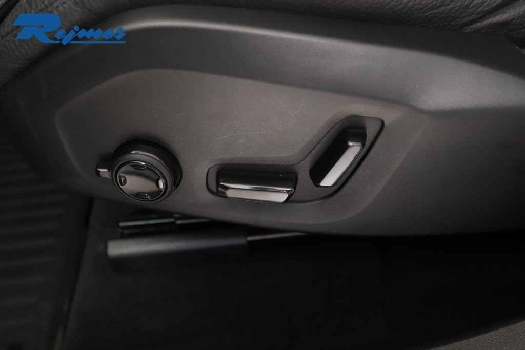 Volvo XC60 Plus Dark Nordic 2025, bild 6/10