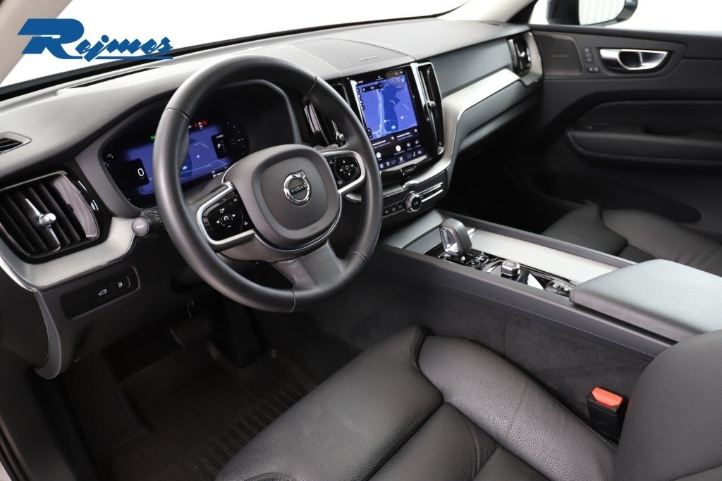 Volvo XC60 Plus Dark Nordic 2025, bild 5/10