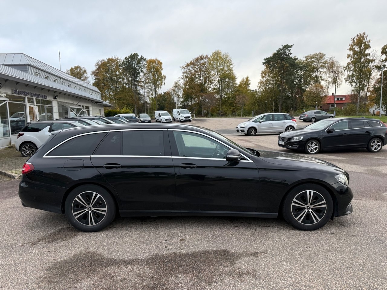 Mercedes-Benz E Avantgarde 2020, bild 4/10