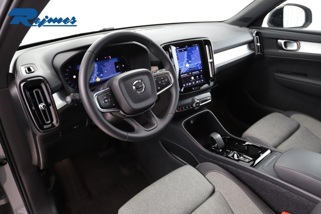 Volvo XC40 B3 Plus Dark 2025, bild 5/10