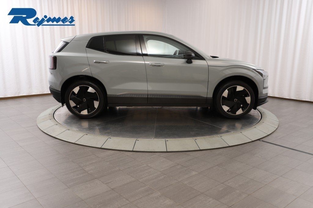 Volvo EX30 Extended Range Plus 2026, bild 3/10