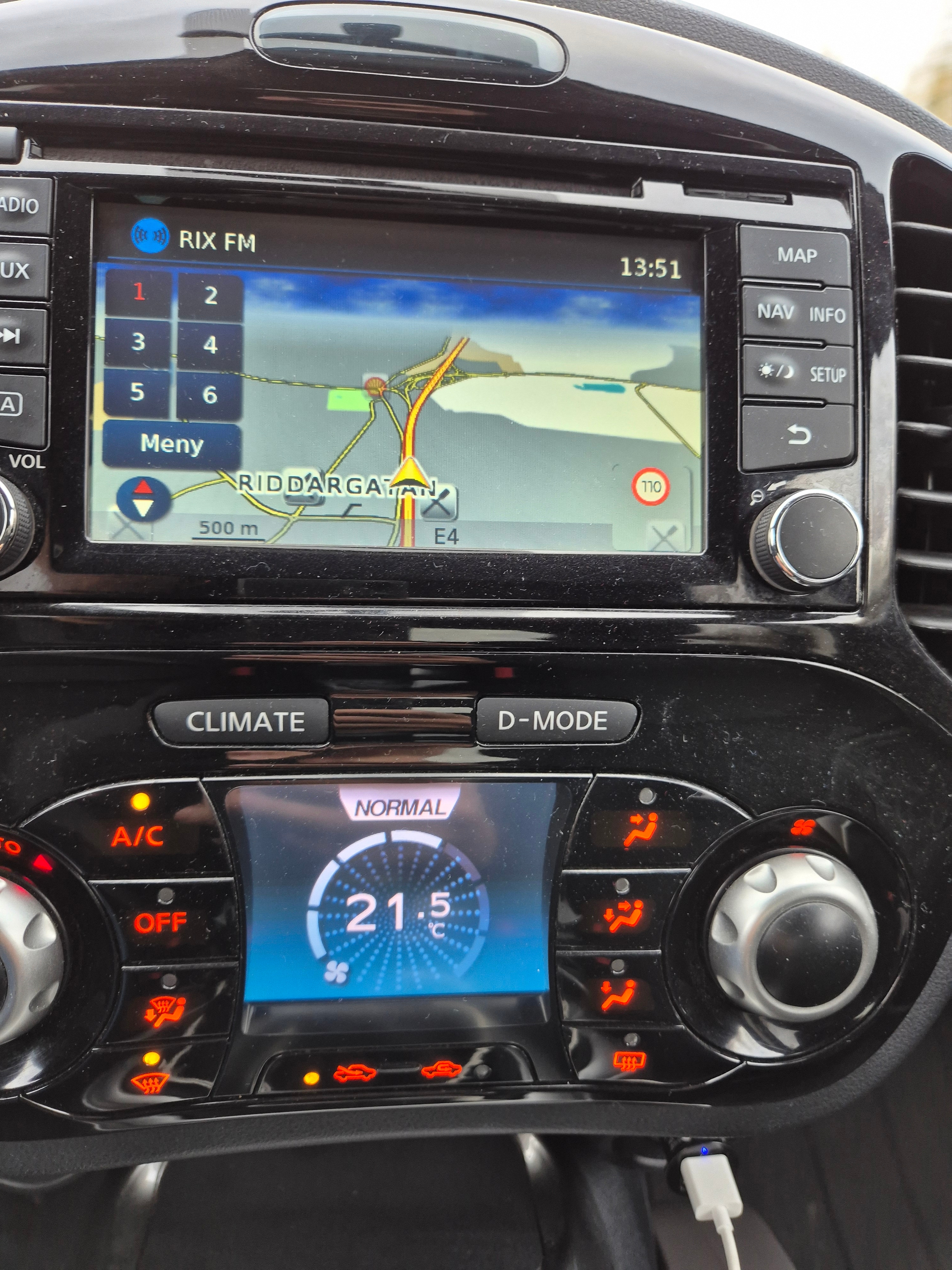 Nissan Juke 1.2 DIG-T 2015, bild 7/8