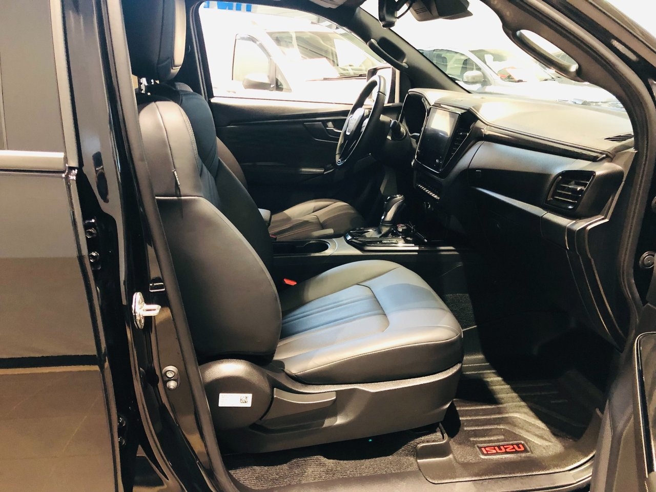 Isuzu D-MAX 2.2 Diesel 2026, bild 6/10