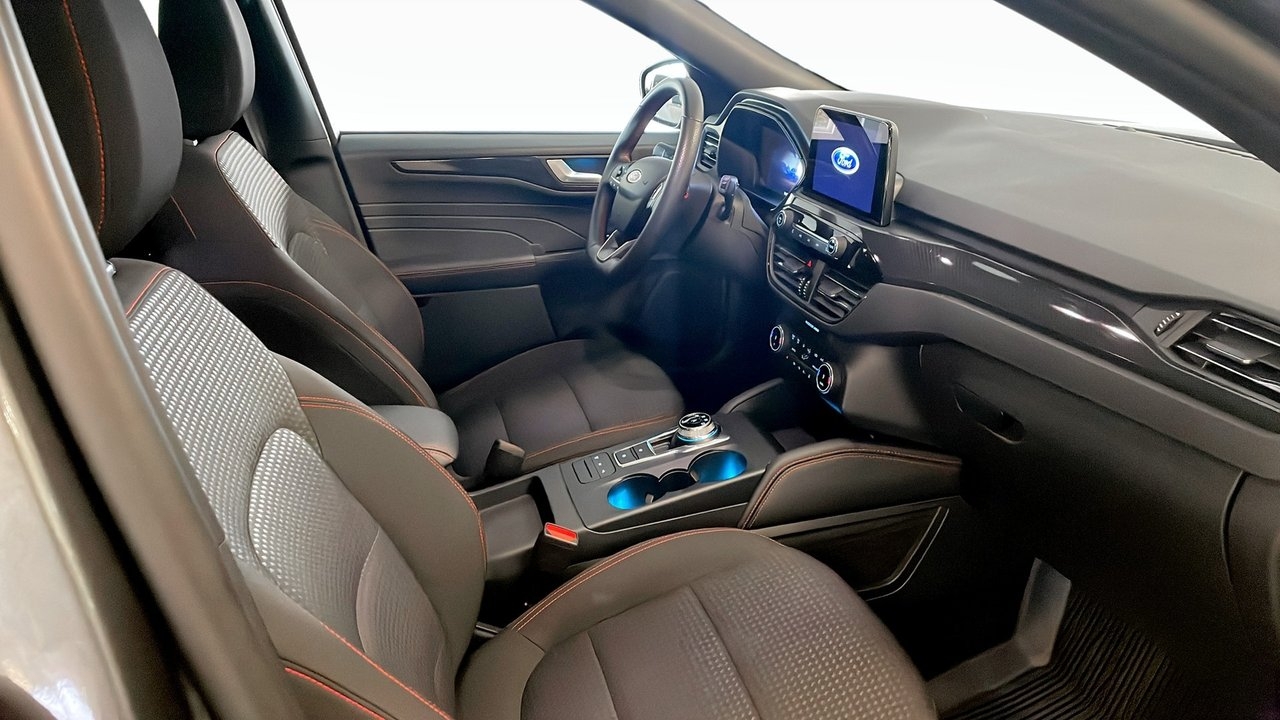 Ford Kuga 2.5 Plugin-Hybrid ST-Line 2024, bild 3/10