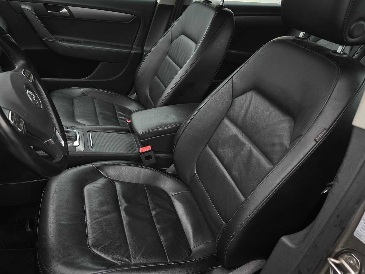 Volkswagen Passat 2.0 TDI 2012, bild 5/17