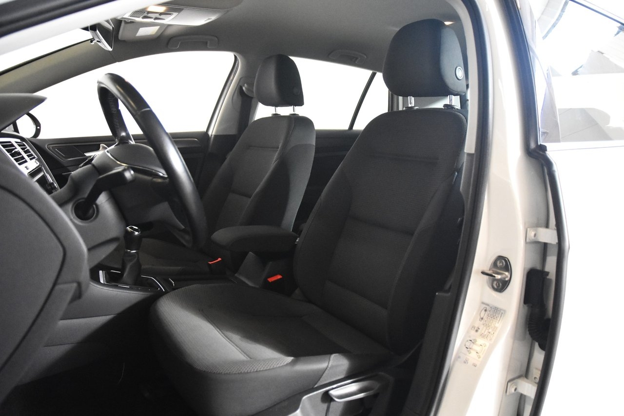Volkswagen Golf 1.0 TSI 2018, bild 7/10