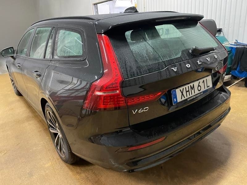 Volvo V60 Plus Dark 2026, bild 4/5