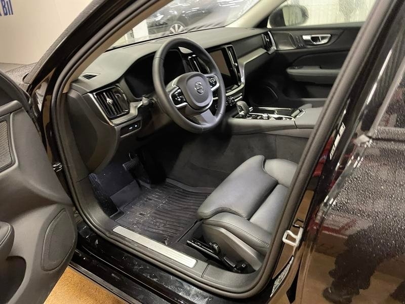 Volvo V60 Plus Dark 2026, bild 5/5
