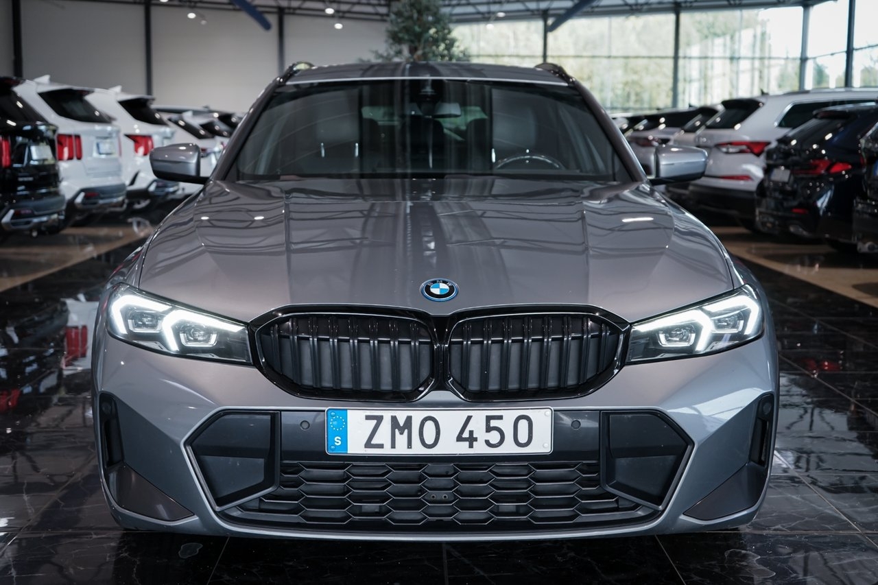 BMW 330e M Sport 2024, kuva 2/10