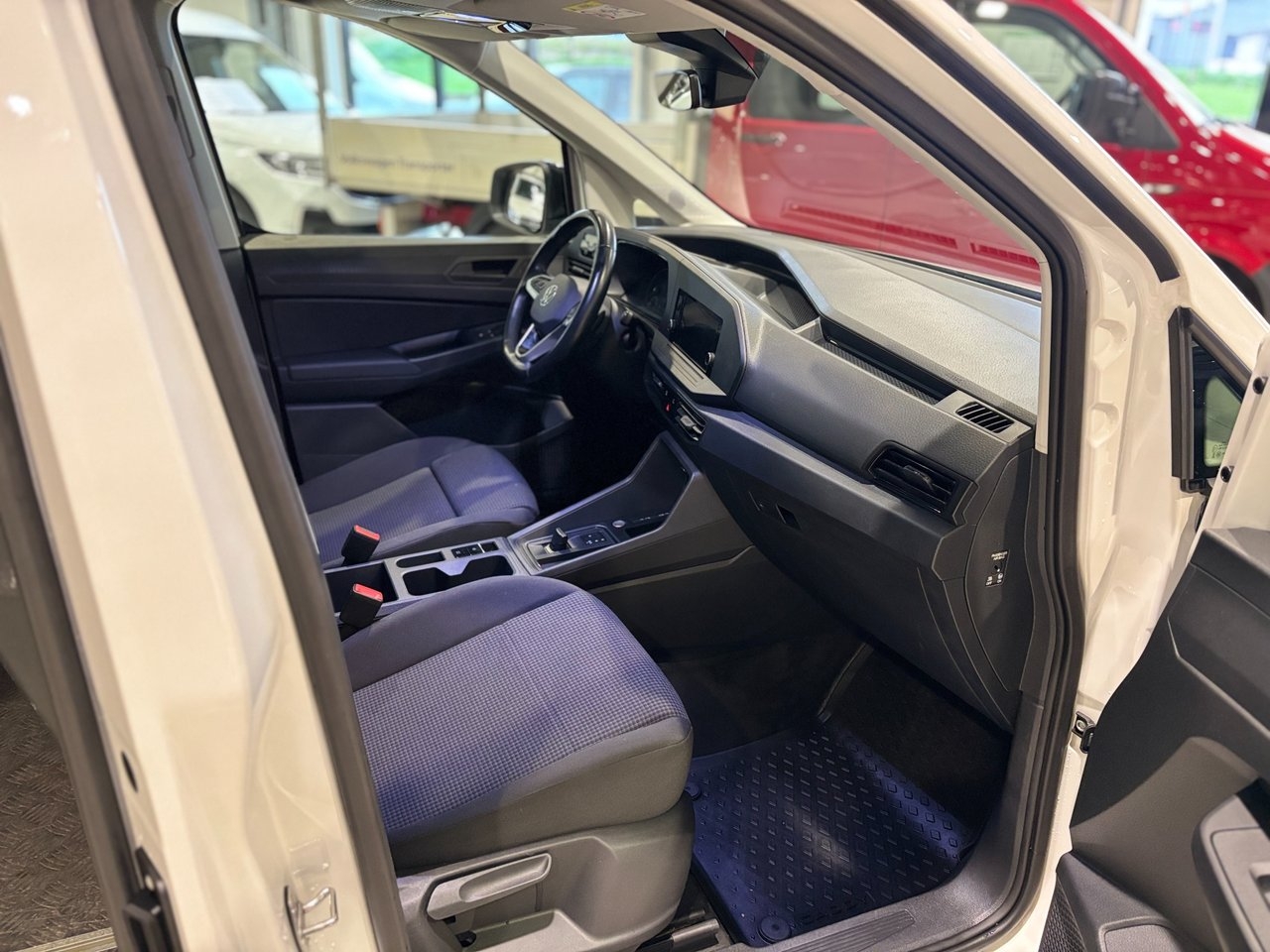 Volkswagen Caddy Maxi 2.0 TDI SCR 2023, bild 6/10