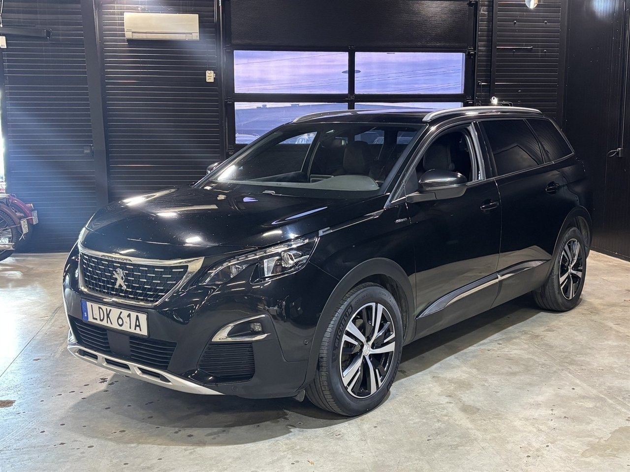 Peugeot 5008 1.6 PureTech 180 2019, photo 3/10