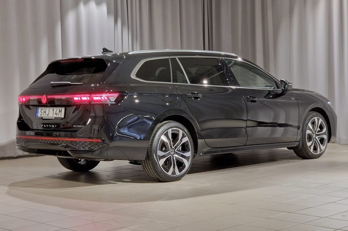 Volkswagen Passat 1.5 eHybrid R-Line 2027, bild 4/10