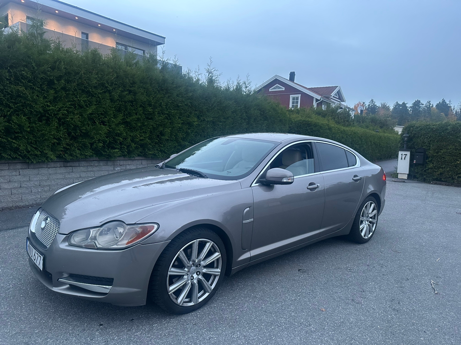 Jaguar XF