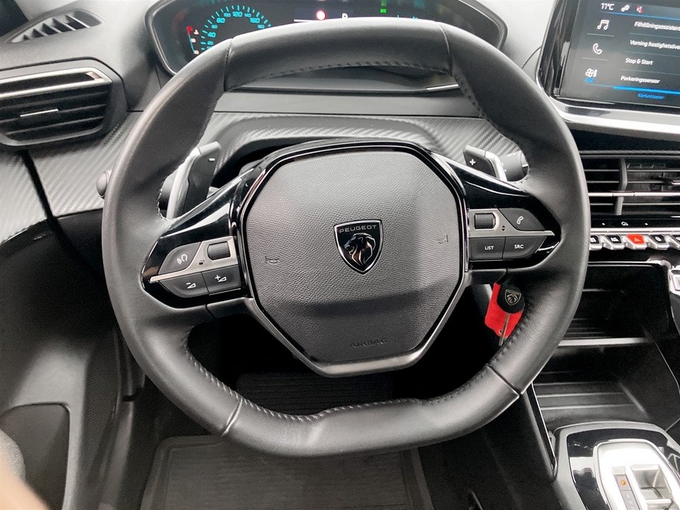 Peugeot 208 1.2 Hybrid 100 Style 2025, bild 7/10