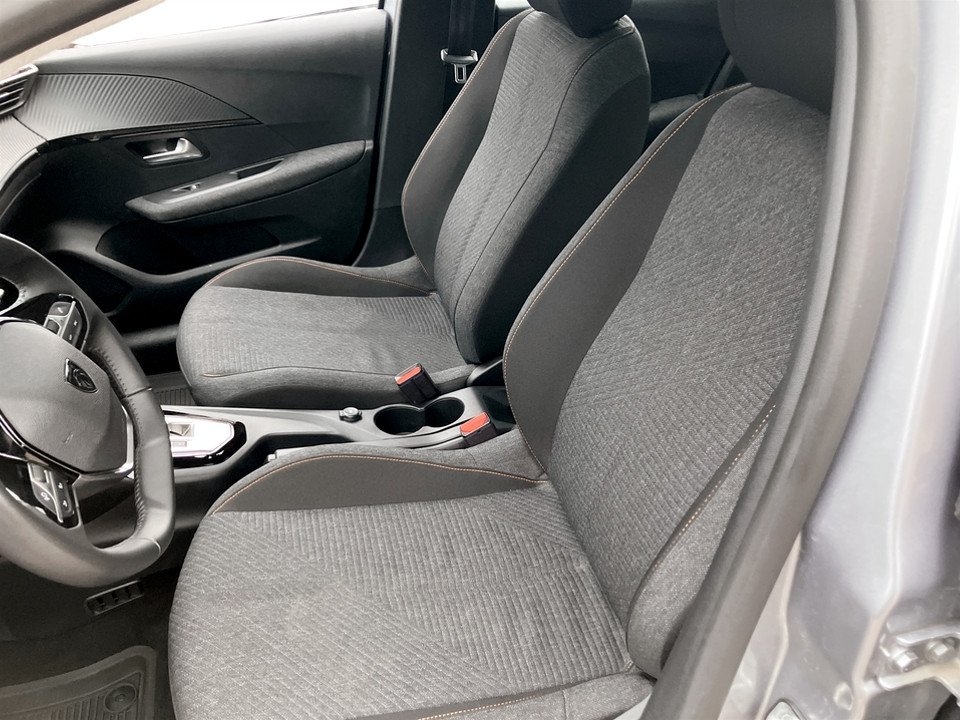 Peugeot 208 1.2 Hybrid 100 Style 2025, bild 4/10