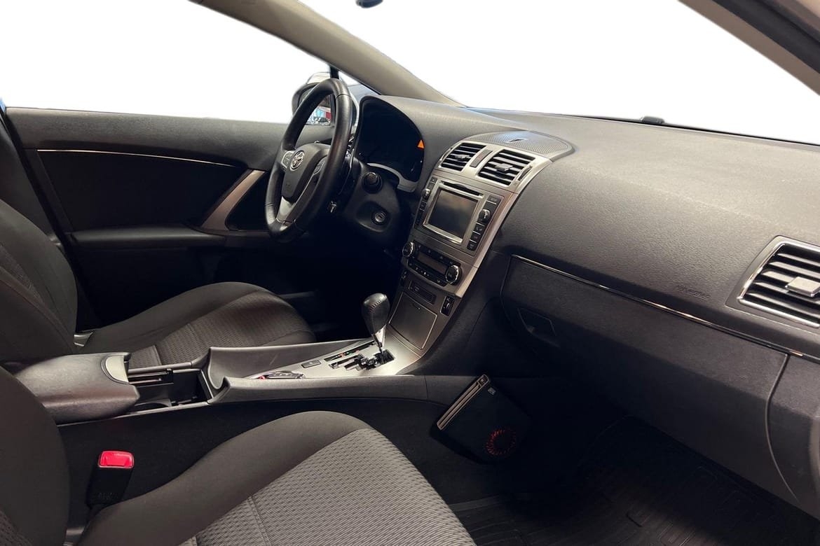 Toyota Avensis 1.8 2014, bild 7/10