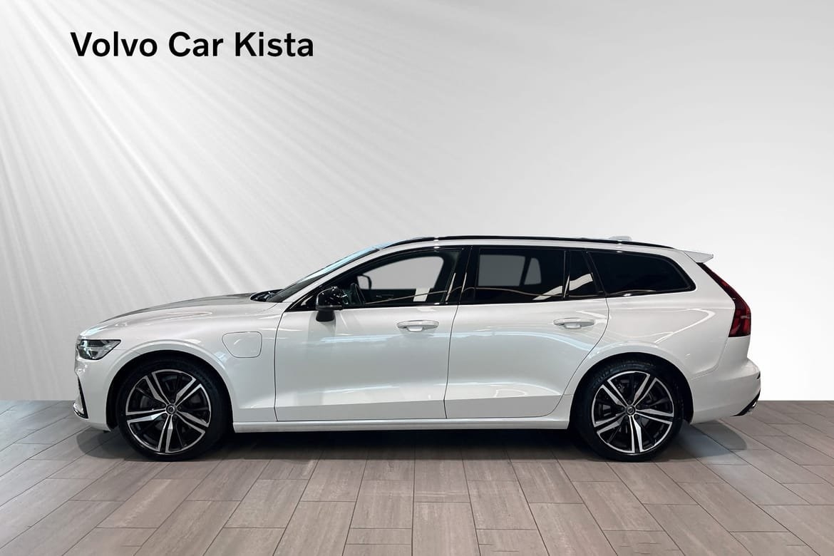 Volvo V60 T8 R Design 2022, photo 3/10