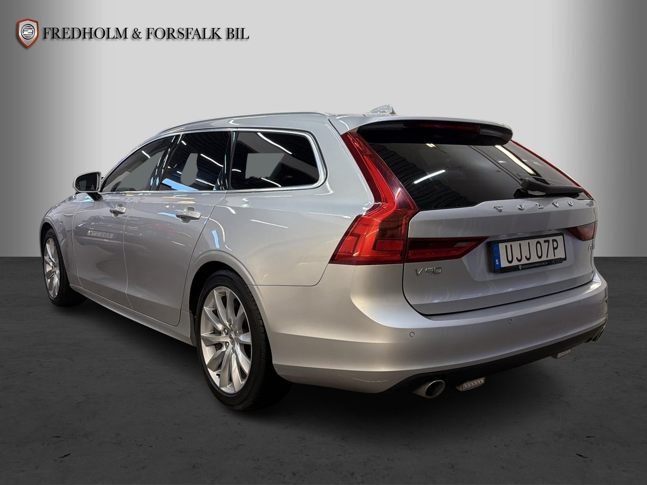Volvo V90 D4 Momentum 2019, bild 3/10