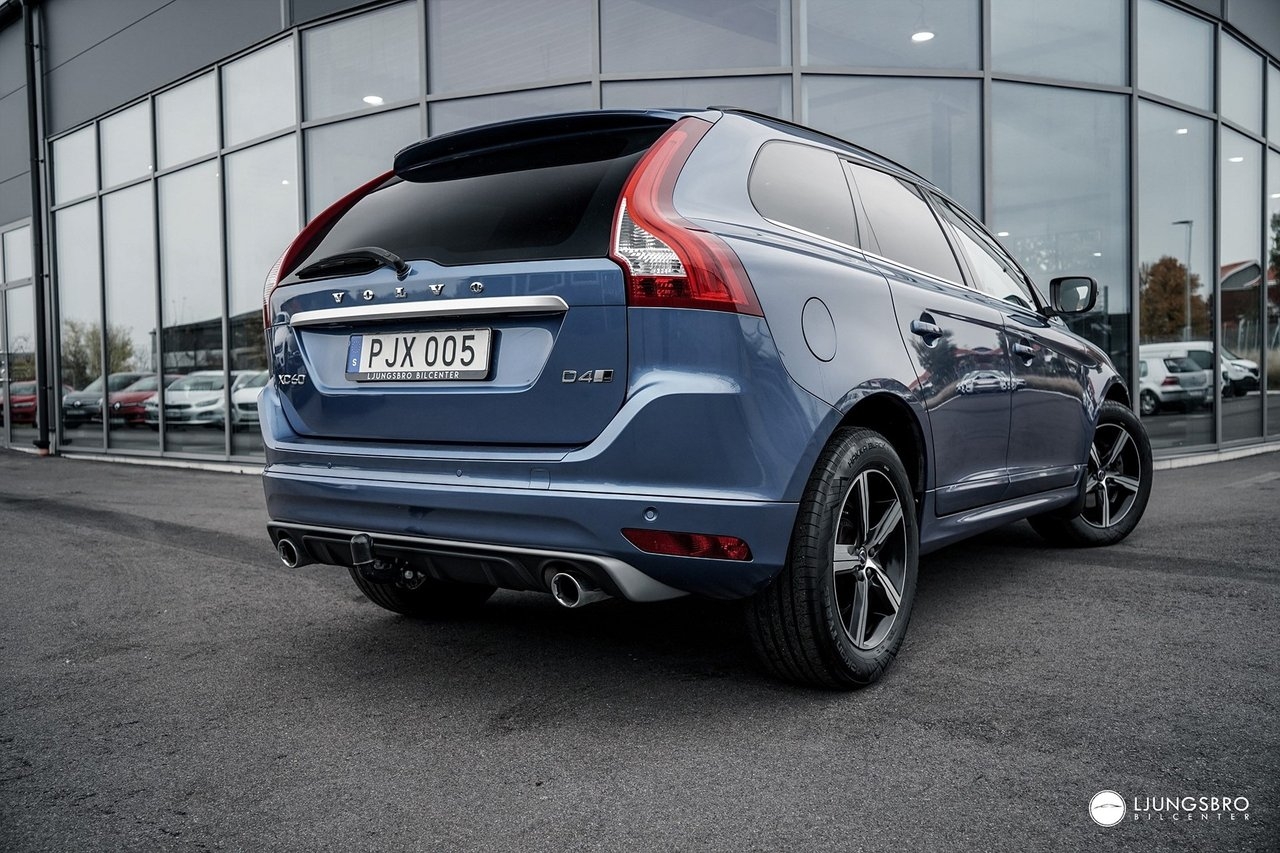 Volvo XC60 D4 R Design Classic 2017, bild 2/10