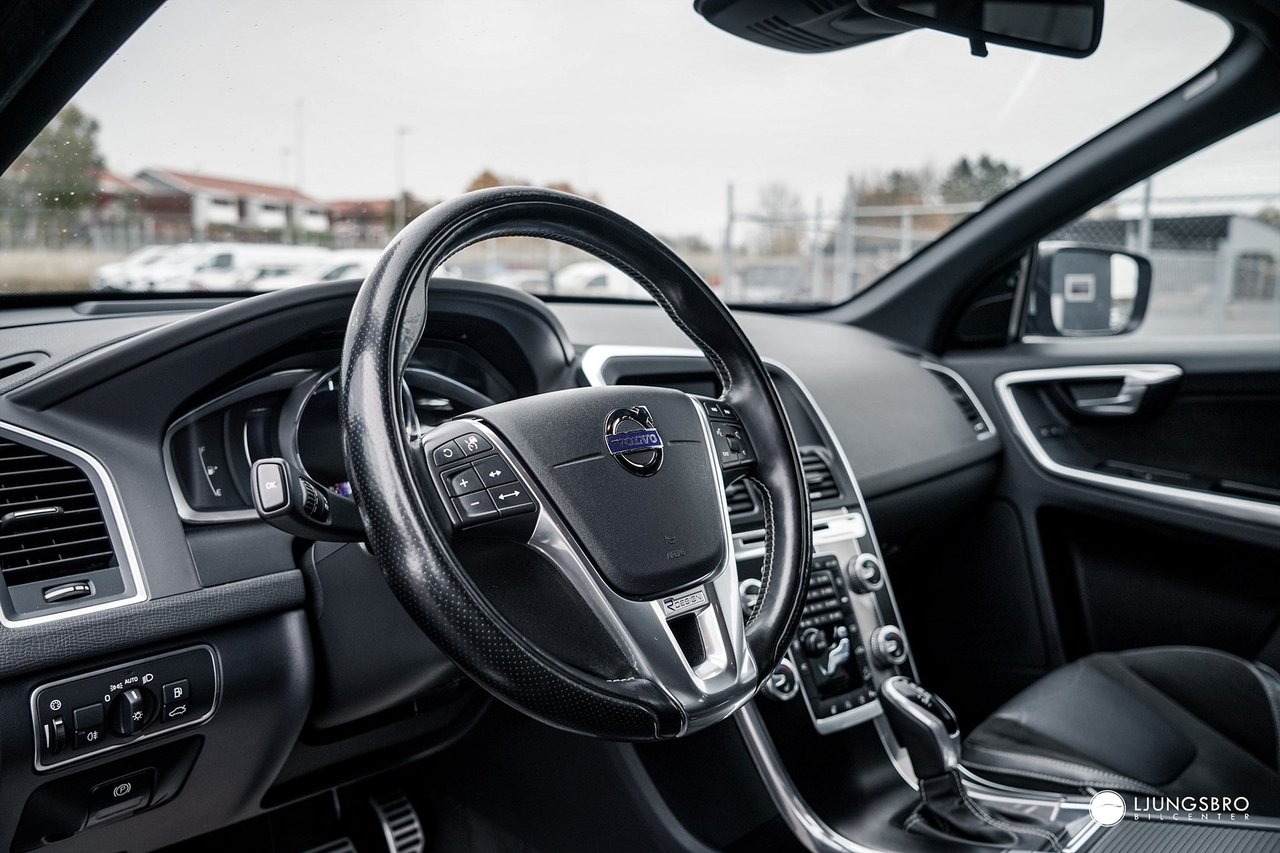 Volvo XC60 D4 R Design Classic 2017, bild 7/10