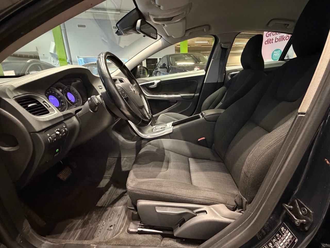 Volvo S60 Kinetic 2012, kuva 7/10