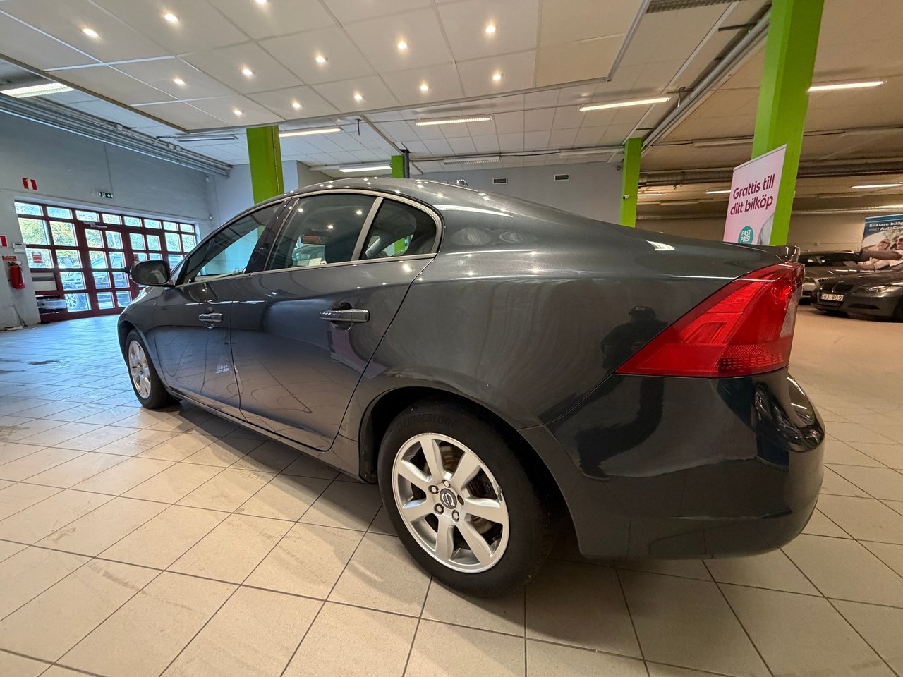 Volvo S60 Kinetic 2012, kuva 5/10