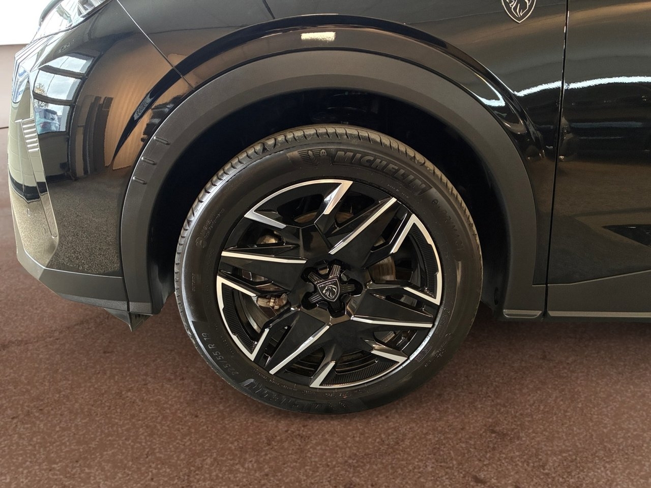Peugeot 5008 1.2 Hybrid 145 GT 2025, kuva 6/10