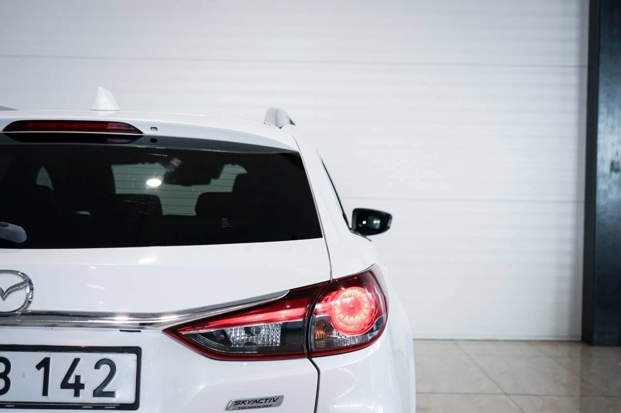 Mazda 6 2.2 SKYACTIV-D 175 2014, kuva 9/10