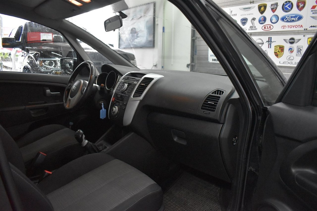 Kia Venga 2011, bild 6/10